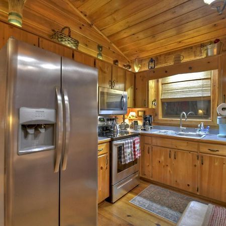 Hygge Haus Rustic Charm Cozy Beds And A Serene Location 埃利杰 外观 照片