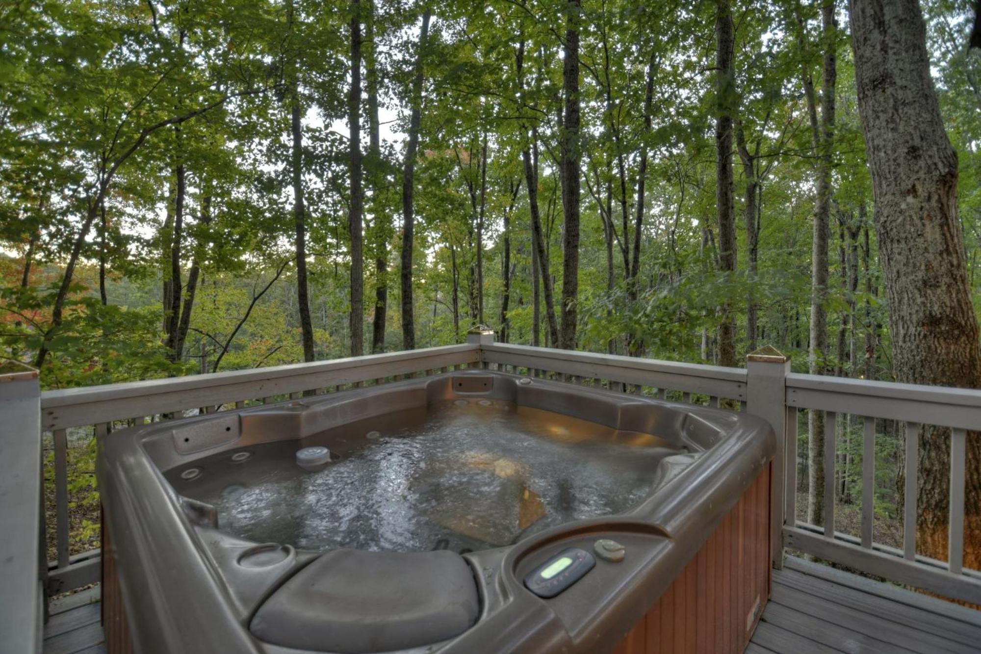 Hygge Haus Rustic Charm Cozy Beds And A Serene Location 埃利杰 外观 照片