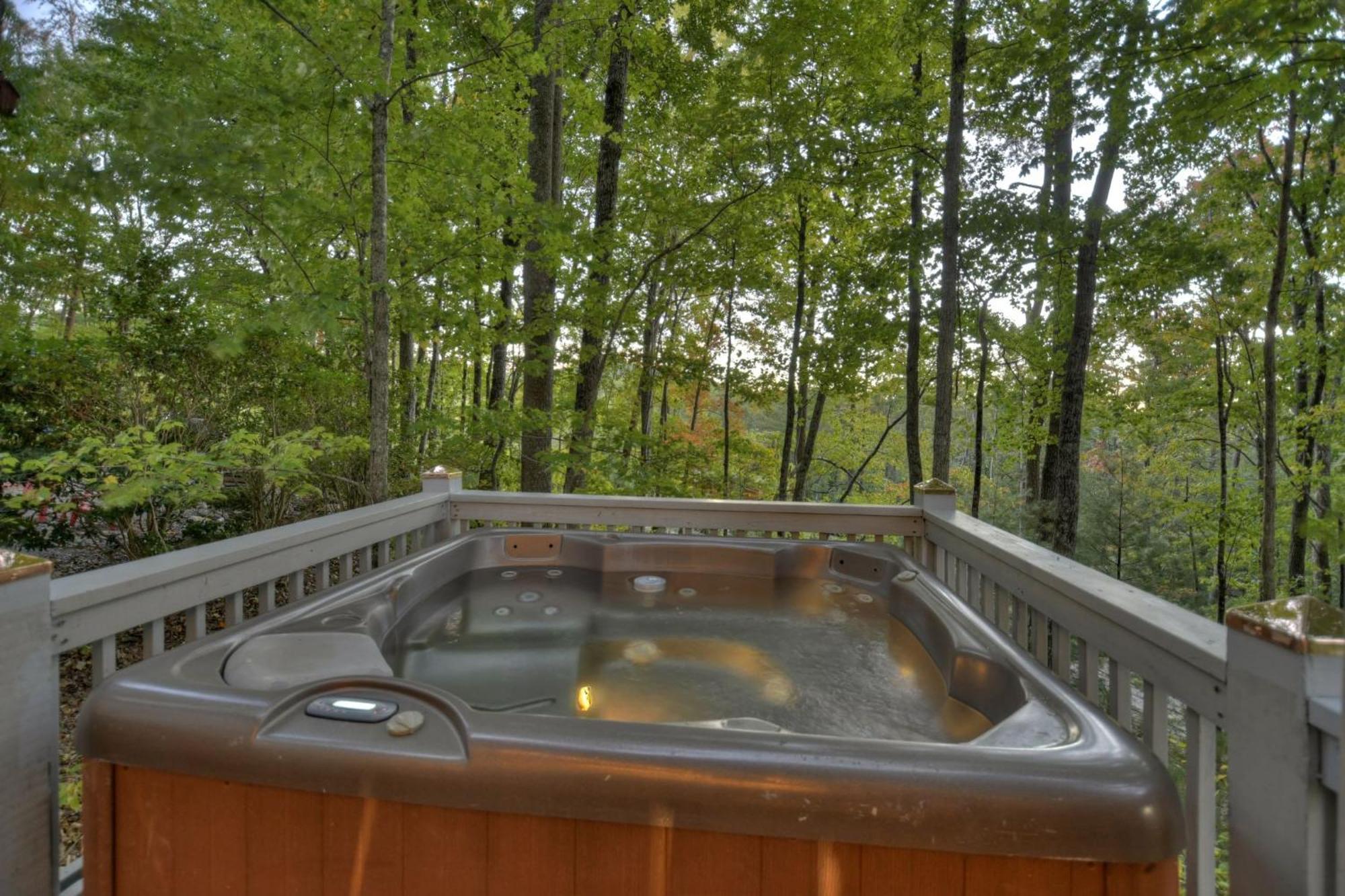 Hygge Haus Rustic Charm Cozy Beds And A Serene Location 埃利杰 外观 照片